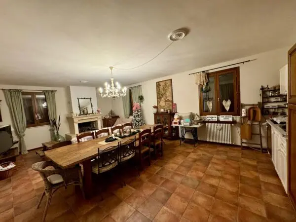 Casale via Vocabolo Ceccotta, Montecastrilli