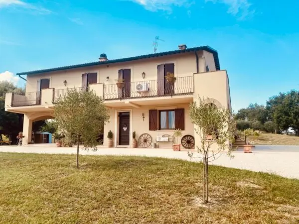 Casale via Vocabolo Ceccotta, Montecastrilli