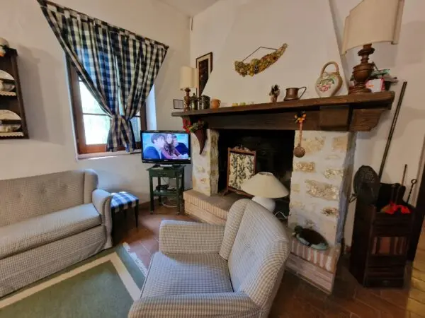 Casale strada Di Palliccio 44, Amelia