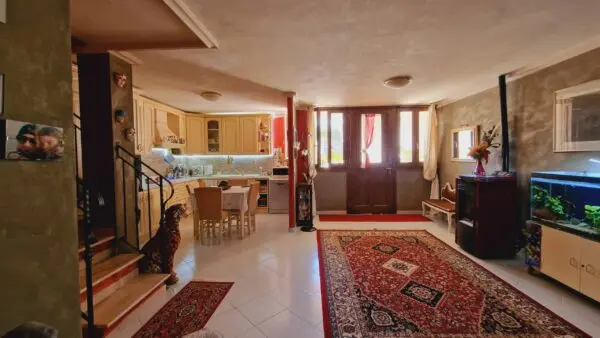 Villa A Schiera via Poggio Fiorito 8, Guardea