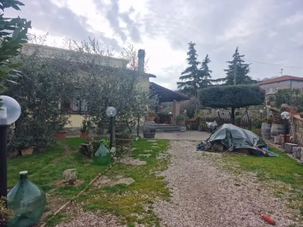 Villa via Vocabolo Settano 21, San Venanzo
