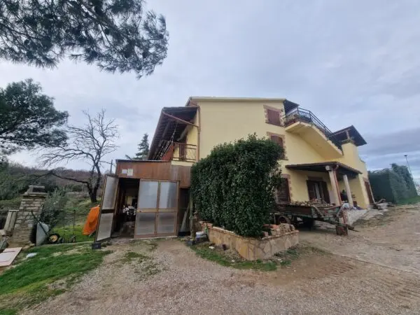Villa via Vocabolo Settano 21, San Venanzo