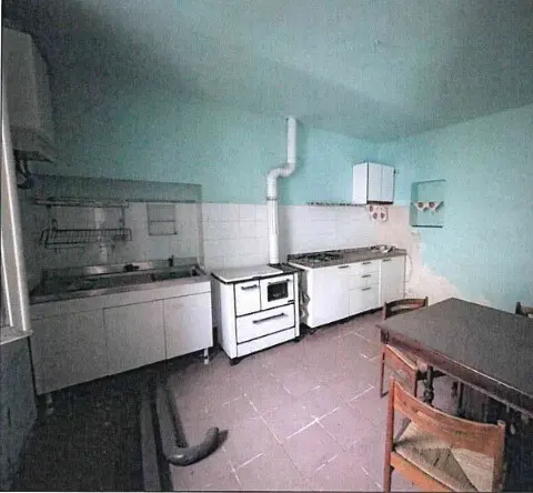 Villa via Roma 15, Castelletto Molina