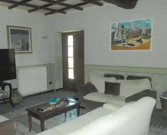Villa via Alberto Leardi 23, Volpeglino