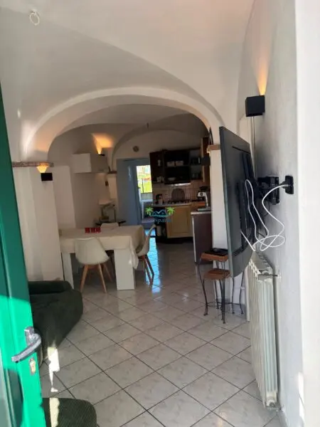 Trilocale 16, Andora