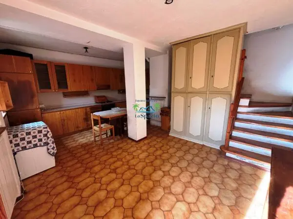 Trilocale via Vincenzo Pelle 8, Alassio
