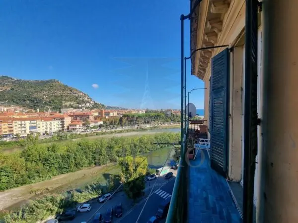 Quadrilocale via Biancheri 17, Ventimiglia