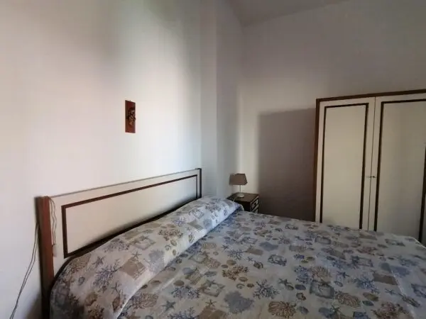 Bilocale viale Litoraneo 10, Sarzana