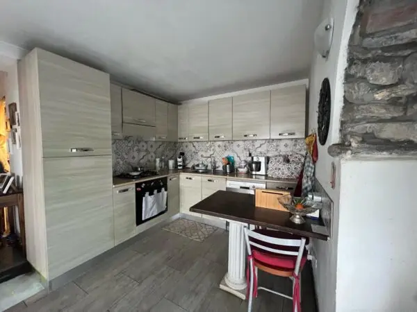 Immagine per Villa bifamiliare in vendita a Castelnuovo Magra via Canale 193