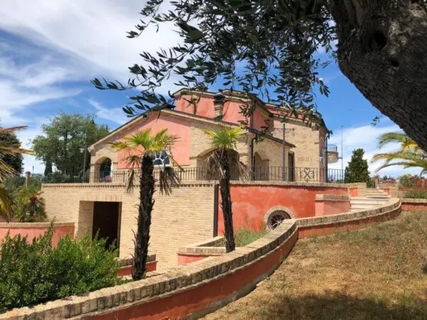 Villa via Passarini, Recanati