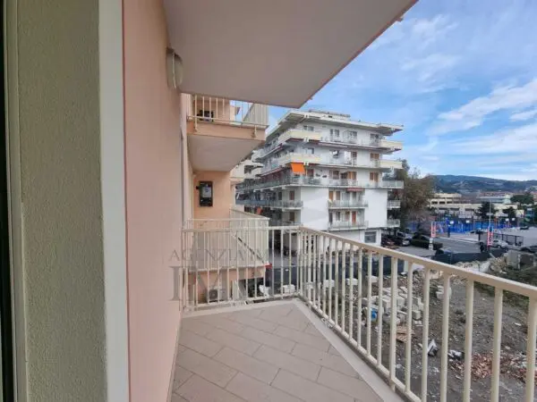 Bilocale via Passeggiata Trento Trieste 39, Ventimiglia