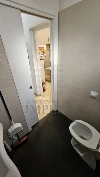 Capannone via Vittorio Veneto 1, Ventimiglia