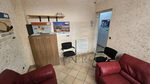 Capannone via Vittorio Veneto 1, Ventimiglia