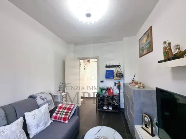 Trilocale via Della Resistenza 17, Ventimiglia