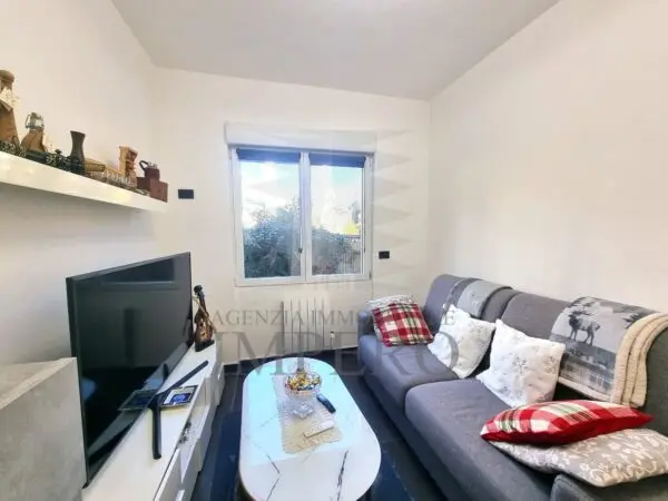 Trilocale via Della Resistenza 17, Ventimiglia