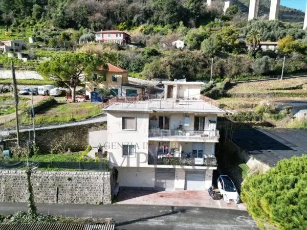 Trilocale via Della Resistenza 17, Ventimiglia