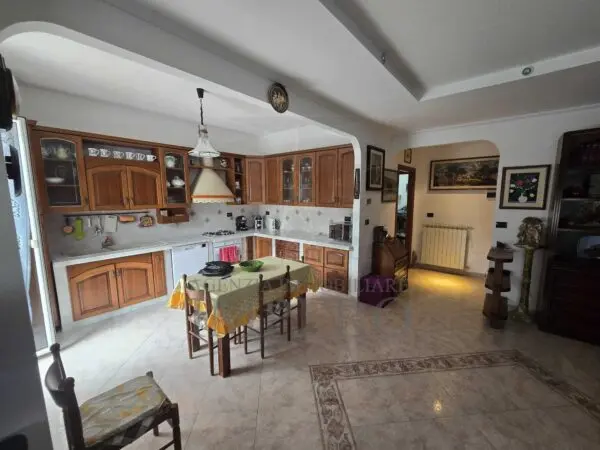 Appartamento via Trossarelli 5, Ventimiglia