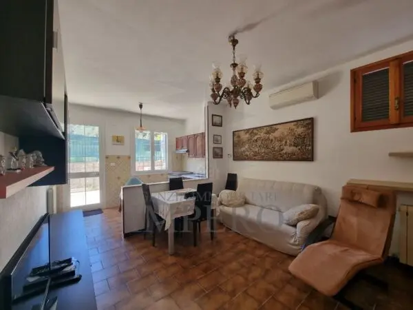 Villa via Nazionale 20, Airole