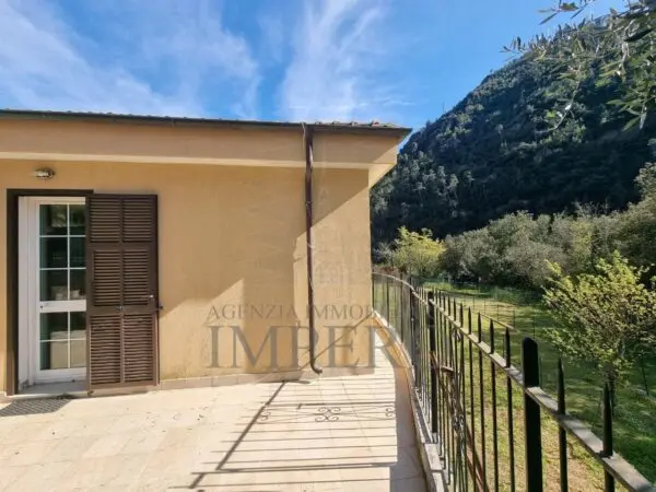 Villa via Nazionale 20, Airole