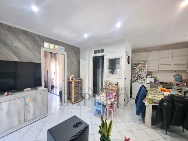 Bilocale via Gallardi 175, Ventimiglia
