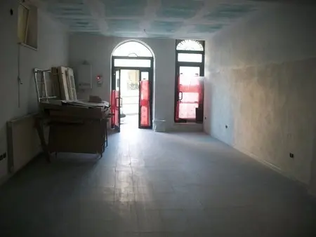 Capannone via Valera, Lanciano