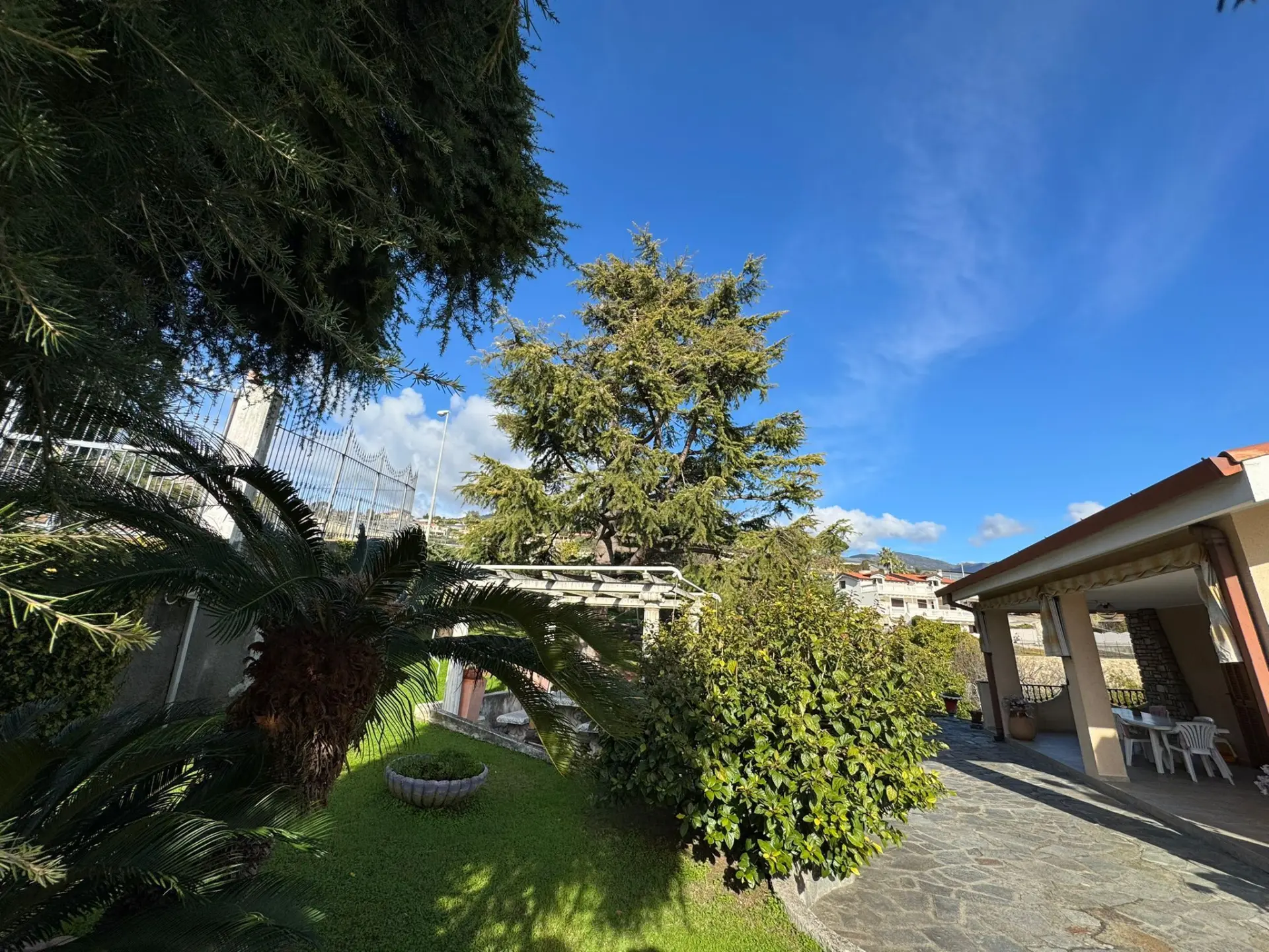 Immagine per Villa bifamiliare in vendita a Sanremo via Padre Semeria 560
