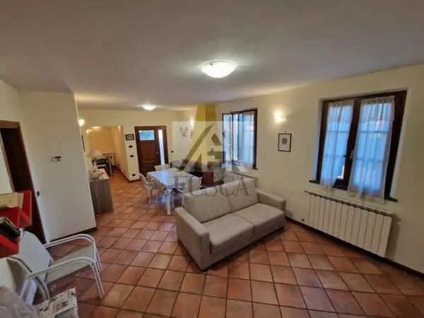 Villa Bifamiliare via Della Santissima Annunziata, Lucca