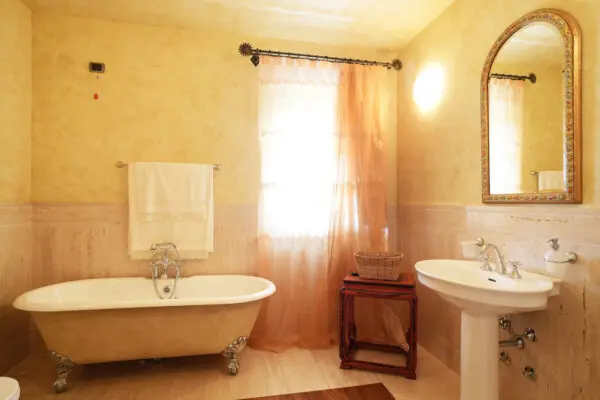 Villa strada Comunale Per Oratino, Oratino