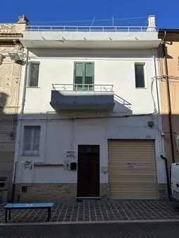 Porzione Di Casa corso Vittorio Emanuele, Paglieta