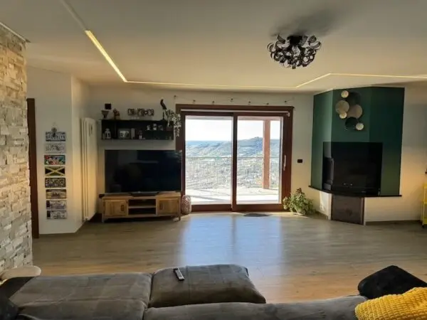 Porzione Di Casa via Poggio, Castellaro