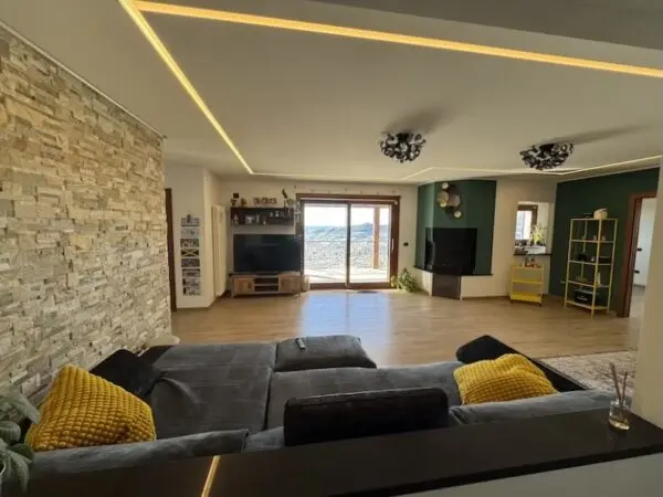 Porzione Di Casa via Poggio, Castellaro