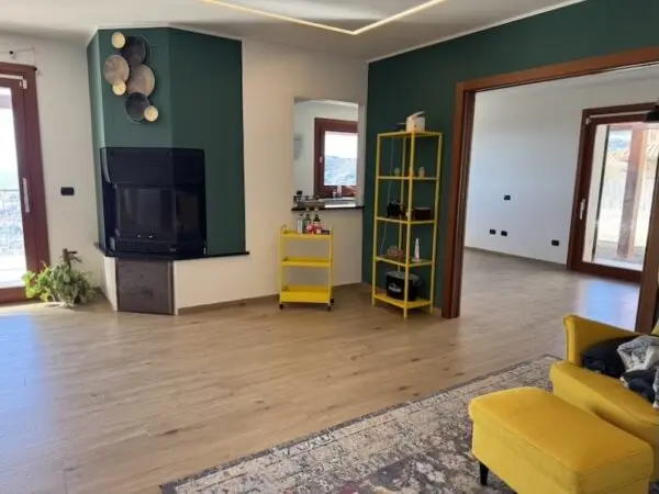 Porzione Di Casa via Poggio, Castellaro