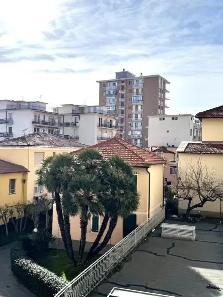 Bilocale via Papa Giovanni Xxiii, Taggia