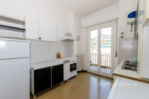 Bilocale 34, Sestri Ponente, Genova