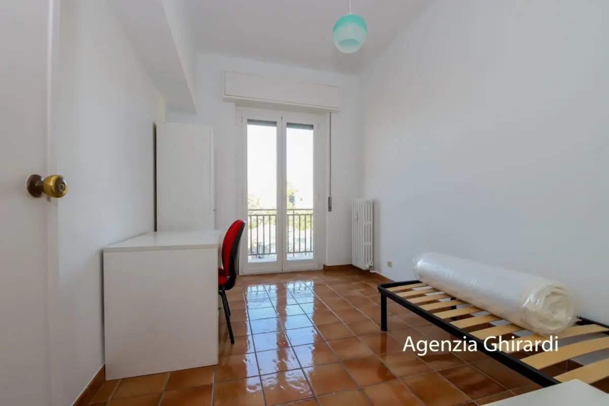 Immagine per Trilocale in affitto a Genova 34