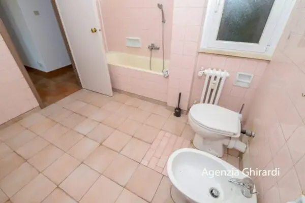Trilocale 34, Sestri Ponente, Genova