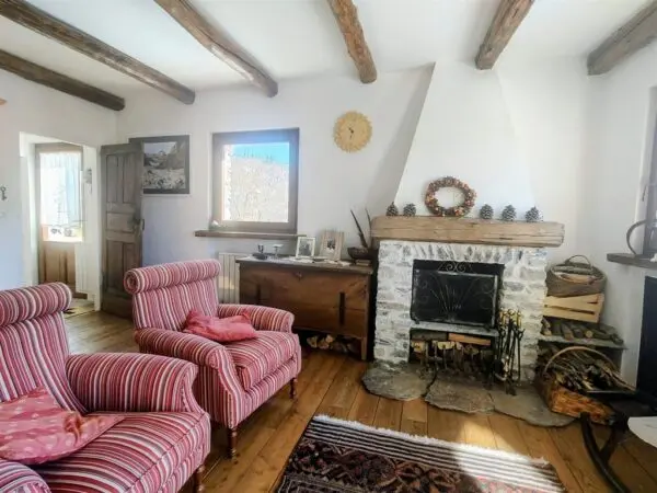 Appartamento via Principale, Sestriere