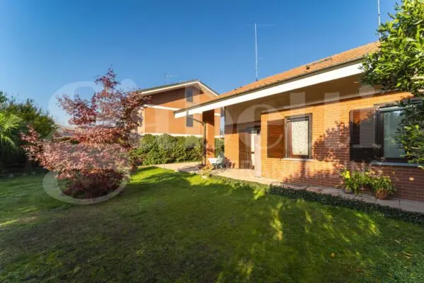 Villa via Vicolo Palermo 14, Buttigliera Alta