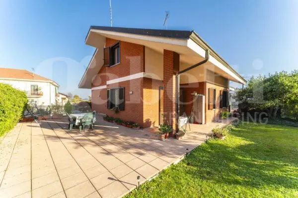 Villa via Vicolo Palermo 14, Buttigliera Alta