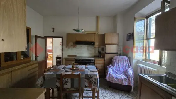 Appartamento via Puglia, Arezzo