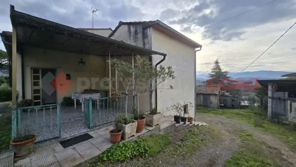 Appartamento via Puglia, Arezzo