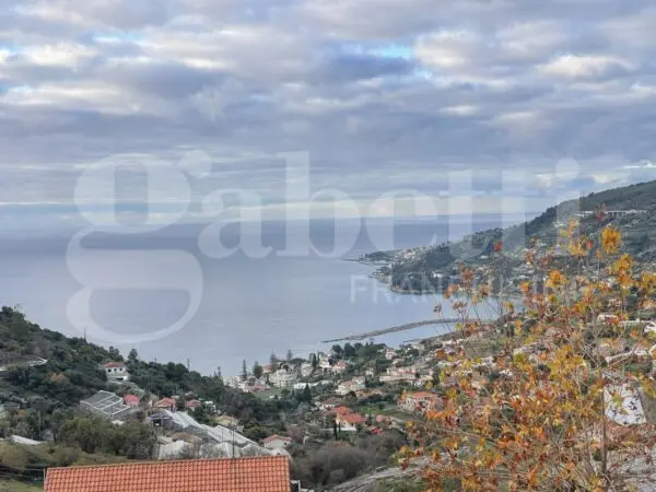 Terratetto via Rambaldi 25, Sanremo