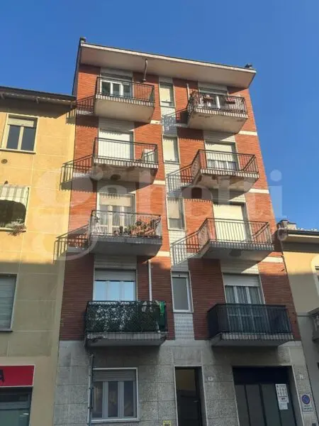 Appartamento via Rimini 1, Torino