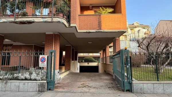 Box - Posto Auto Parella, Torino