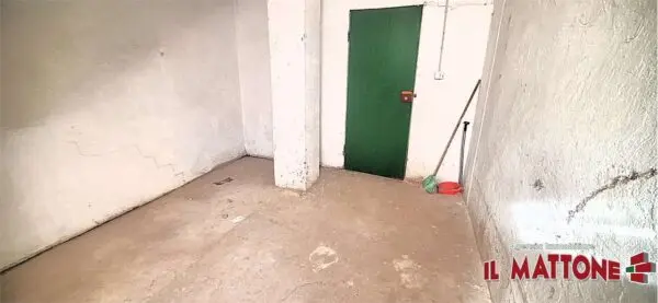 Appartamento via Campomorone, Genova