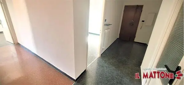 Appartamento via Campomorone, Genova
