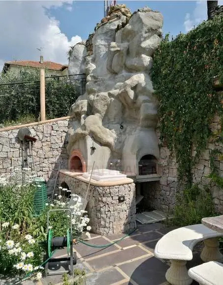 Villa Bifamiliare via Seuta, Diano Castello