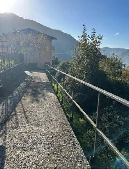 Appartamento via Piane 65, Neirone