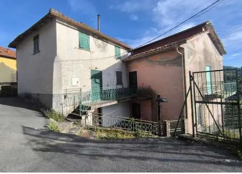Casa Indipendente via Località Noceto, Vobbia