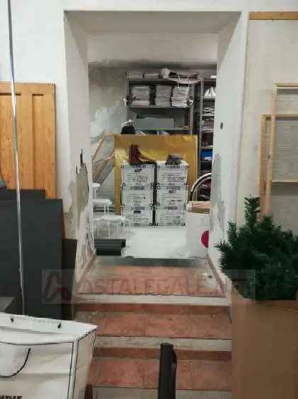 Magazzino via Pollupice 37, Finale Ligure